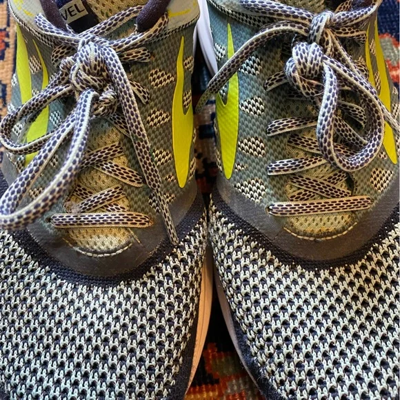 Brooks Running Sneakers Size 10 - Picture 2 of 6